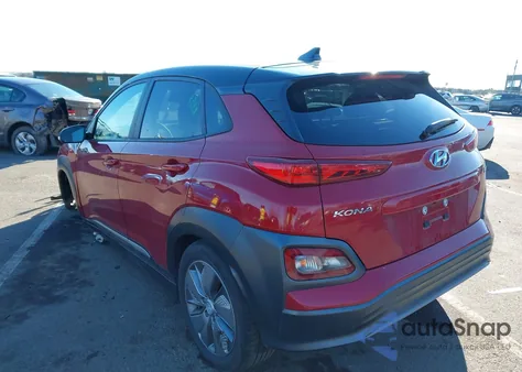 2021 Hyundai Kona Electric Sel z USA, uszkodzony, nr VIN KM8K23AG4MU106302